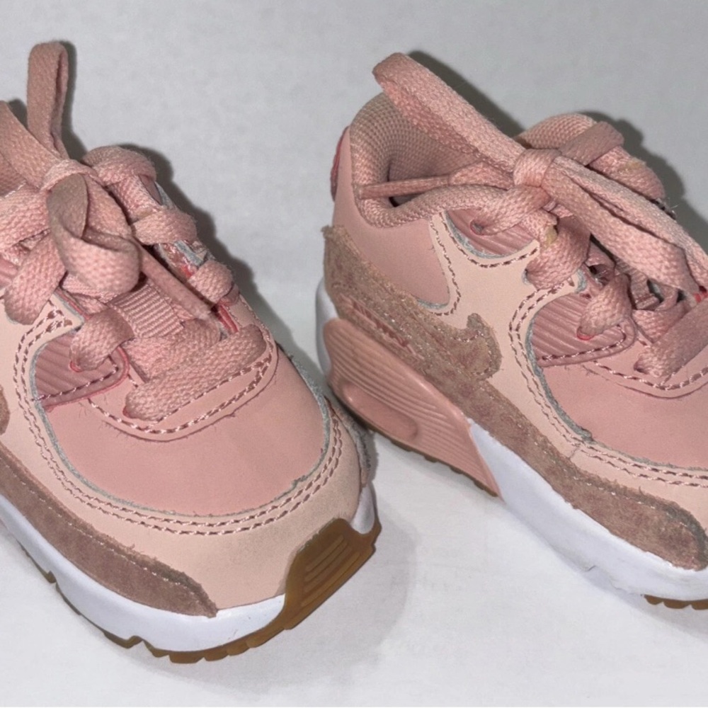 Nike Air Max 90 Infant Size 2c, 859632-601 (G3)